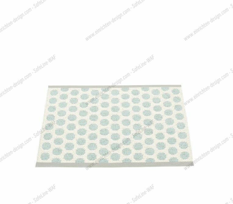 Noa plastic rug 70x50 cm Pappelina SINGLE PIECE